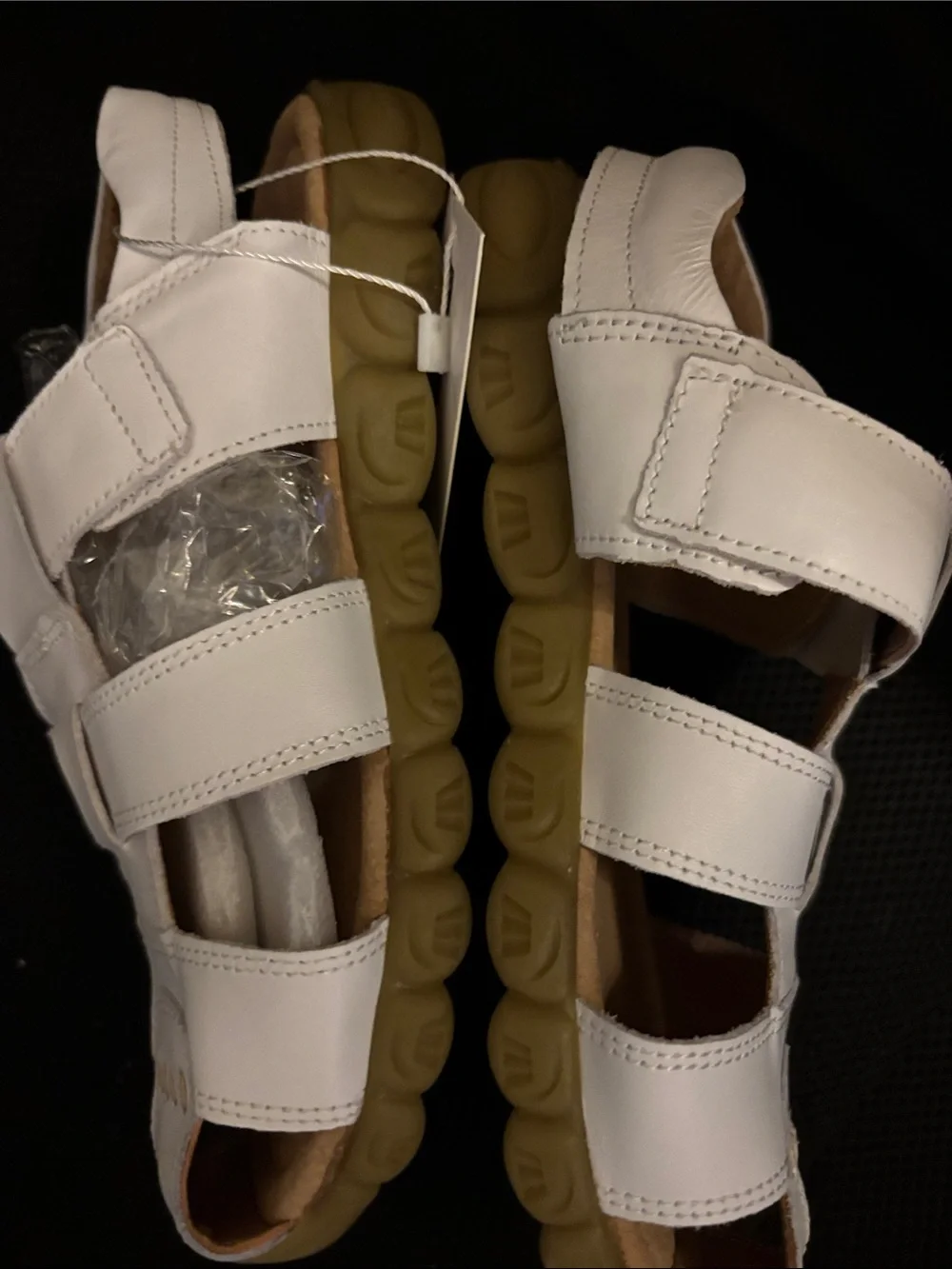 DADAWEN Girls Kid White Sandals Sz 35 NWT